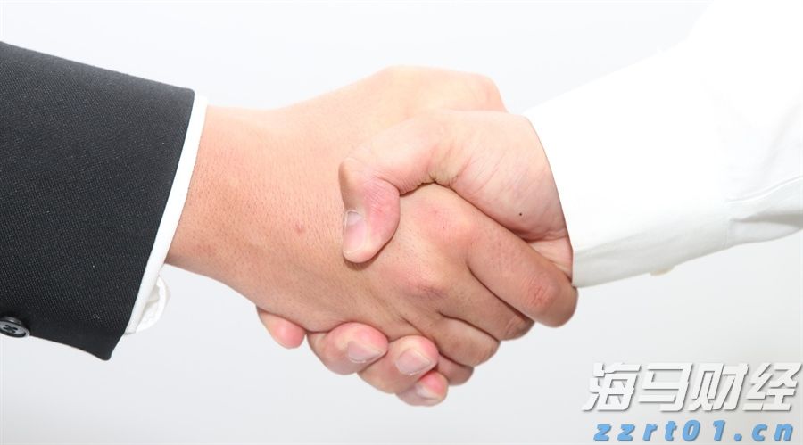 中芯国际(00981)发布第二季度业绩，股东应占利润1.32亿美元 三季度收入指引为环比增长5%到7%